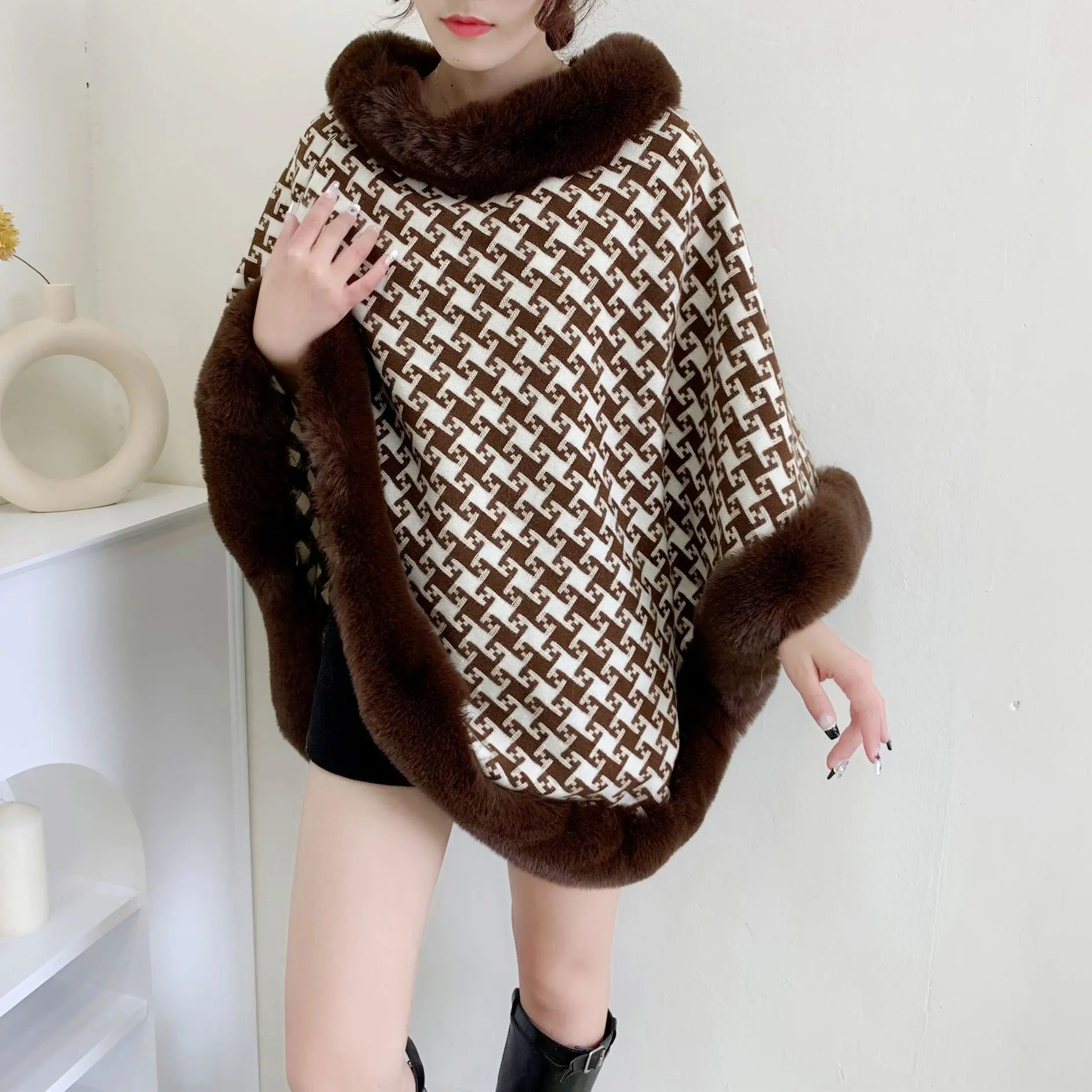 4 Colors Two Side Knitwear Winter Warm Faux Rabbit Fur Neck Plaid Cloak Women Loose Poncho Outdoor Street Pullover Knitwear