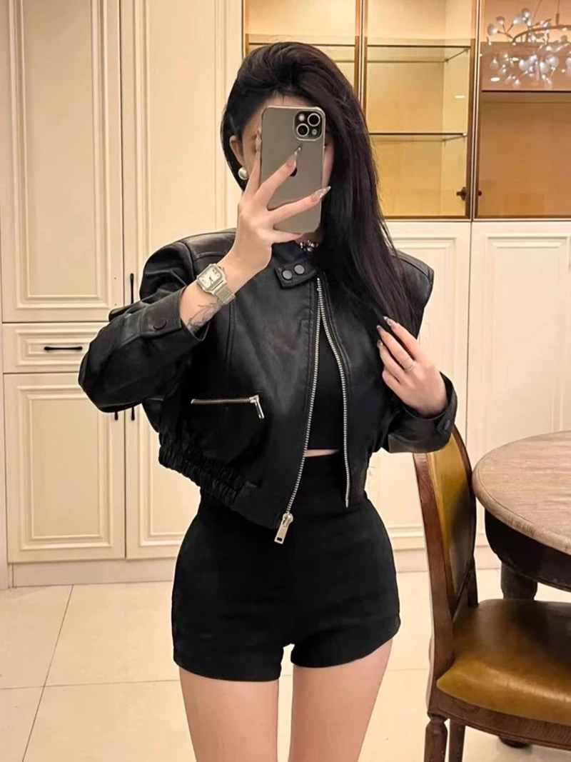 Chic Black Women Cropped Moto Jacket Zip Up Crew Neck Pockets Coat Faux Leather High Street Y2K Streetwear Winter Outwear Top