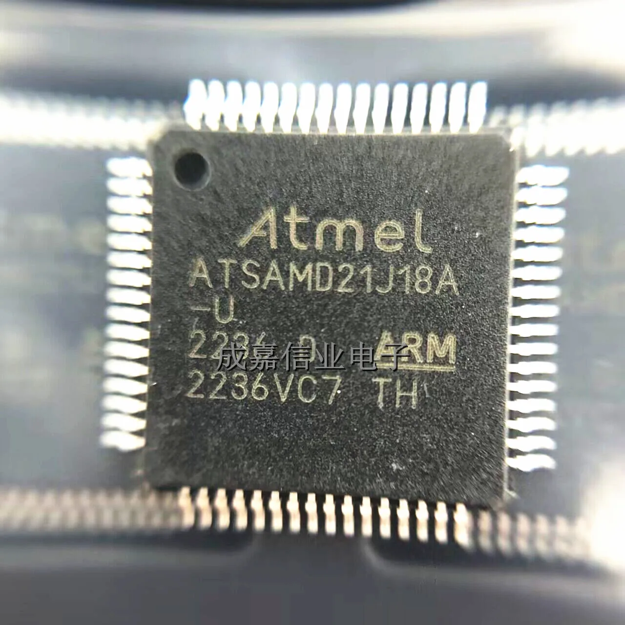 

5pcs/Lot ATSAMD21J18A-AUT TQFP-64 ARM Microcontrollers - MCU 256KB 32KB GRN1.6-3.6V48MHz Operating Temperature:- 40C-+ 85 C