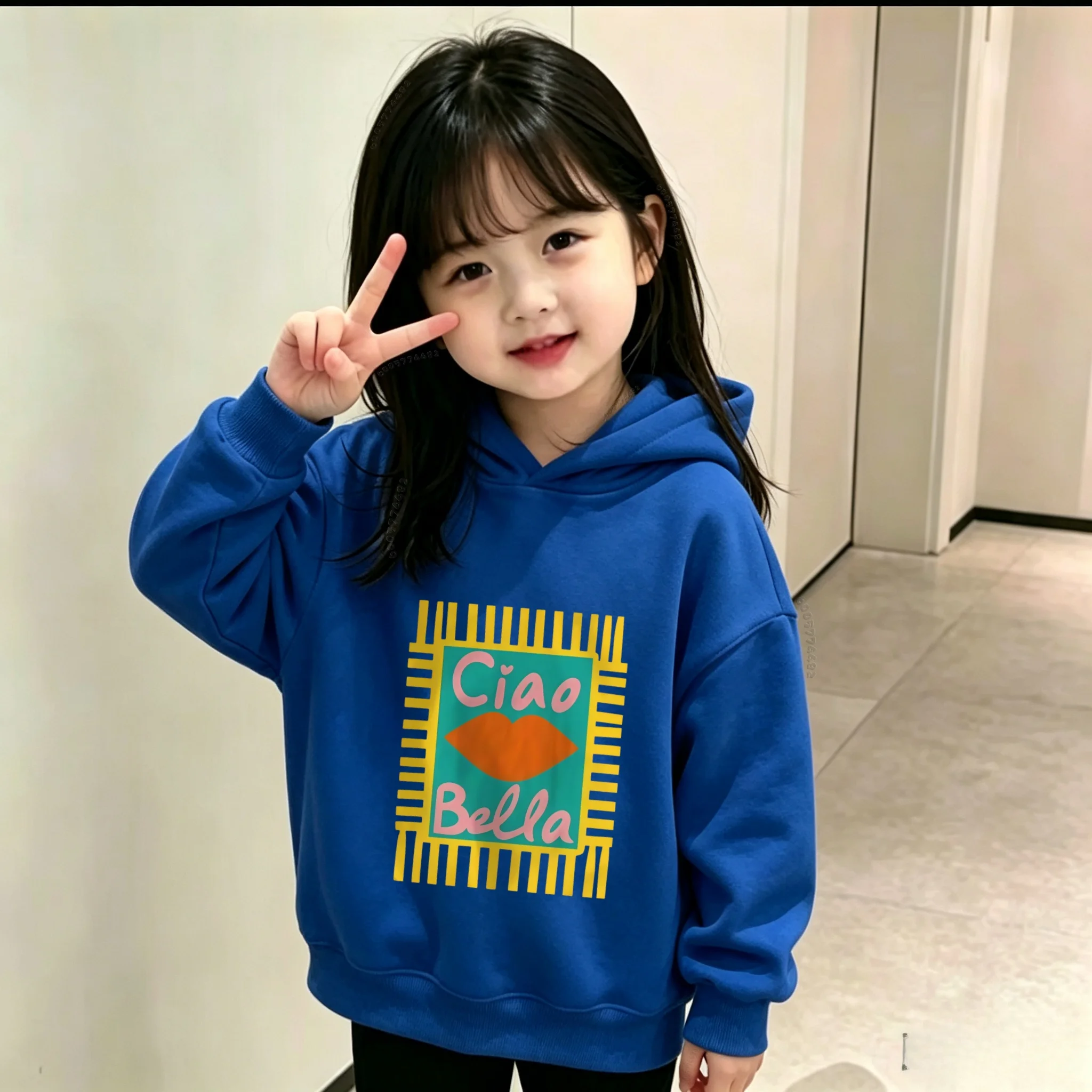 Best-selling Ciao Bella patterned printed long-sleeved hooded children's t-shirt. Cute and loose children's sweatshirt.