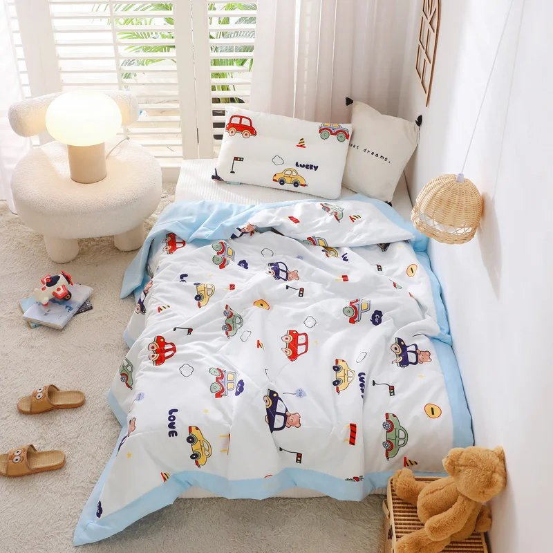 

High-quality children's cotton summer cooling quilt pure cotton air conditioning quilt kindergarten cotton thin quilt.