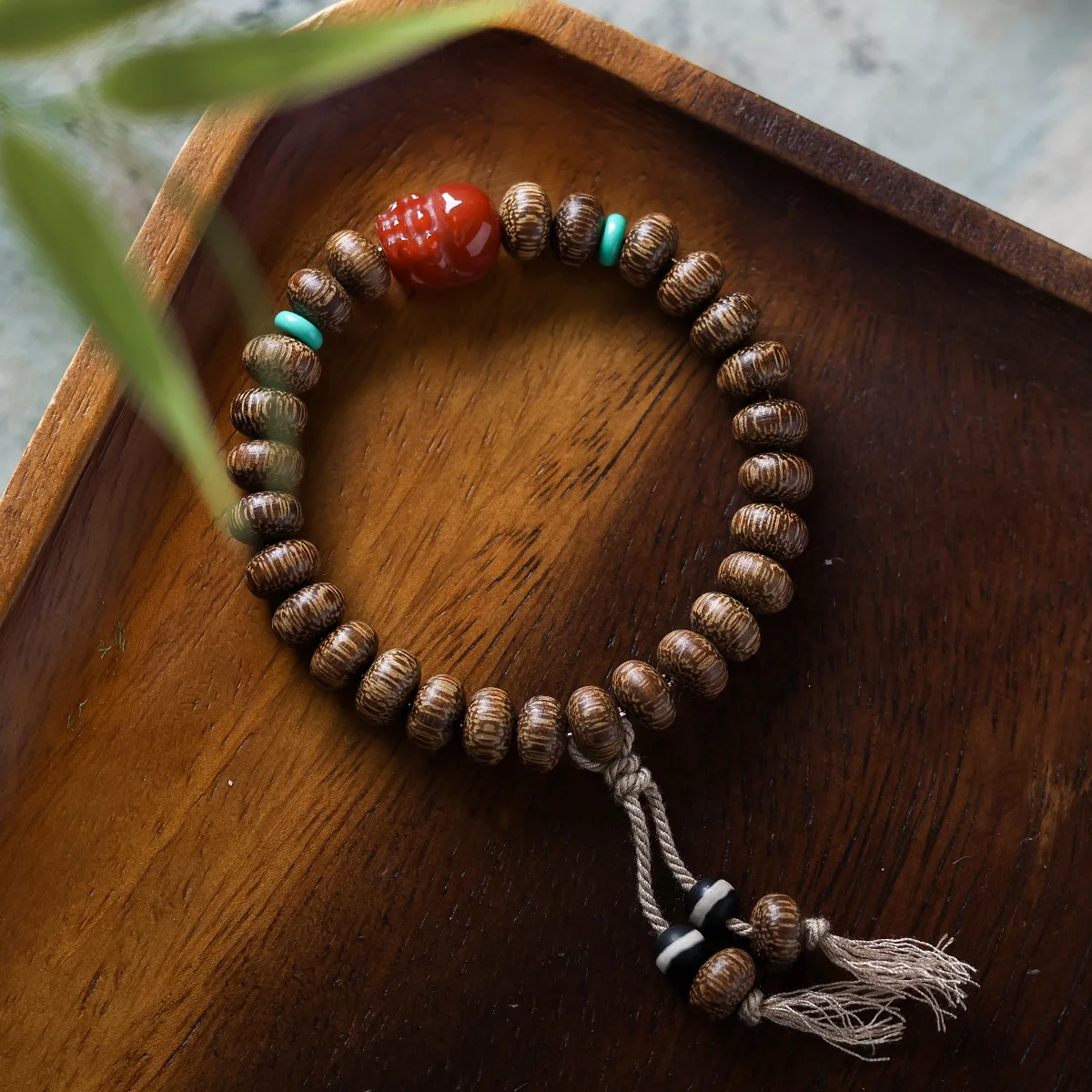 

Hainan Golden Star Agarwood Abacus Bead Bracelet NanHong Agate Pixiu Wooden Bracelet Jewelry Gifts