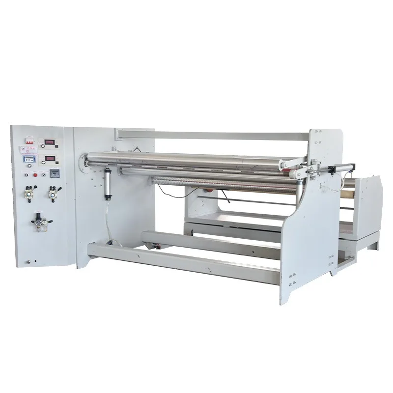 High-speed and high-precision slitting and rewinding reel film slitting machine
