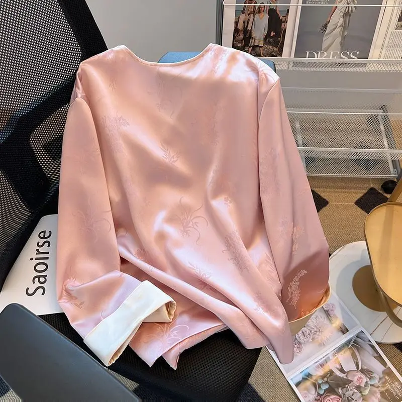 2024 Spring Autumn High Quality Satin Chinese Style Vintage Button Shirt Elegant Pink V Neck Long Sleeve Loose Hanfu Design Tops