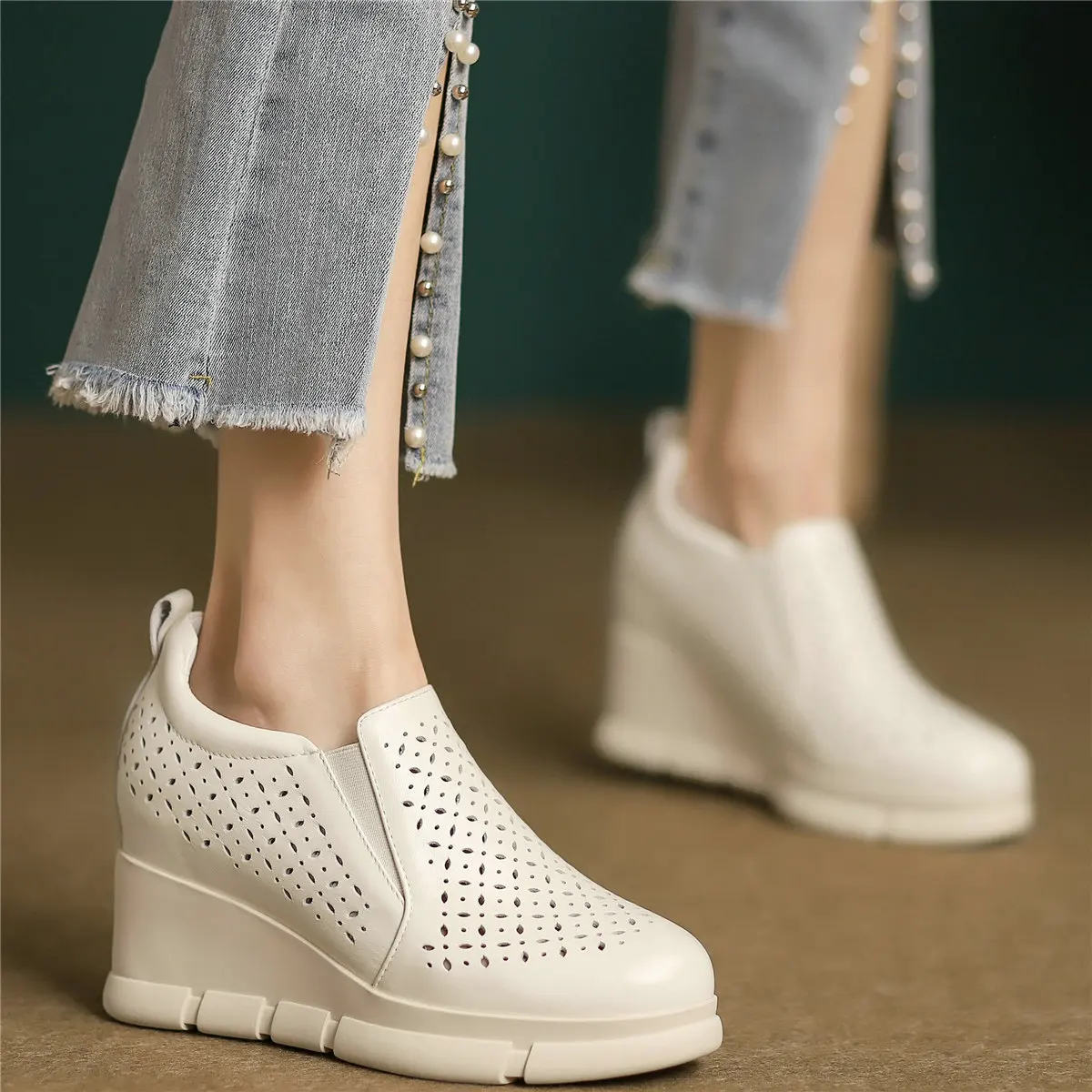 

Hollow Fashion Sneakers Women Genuine Leather Wedges High Heel Ankle Boots Female Summer Round Toe Platform Pumps Casual Shoes