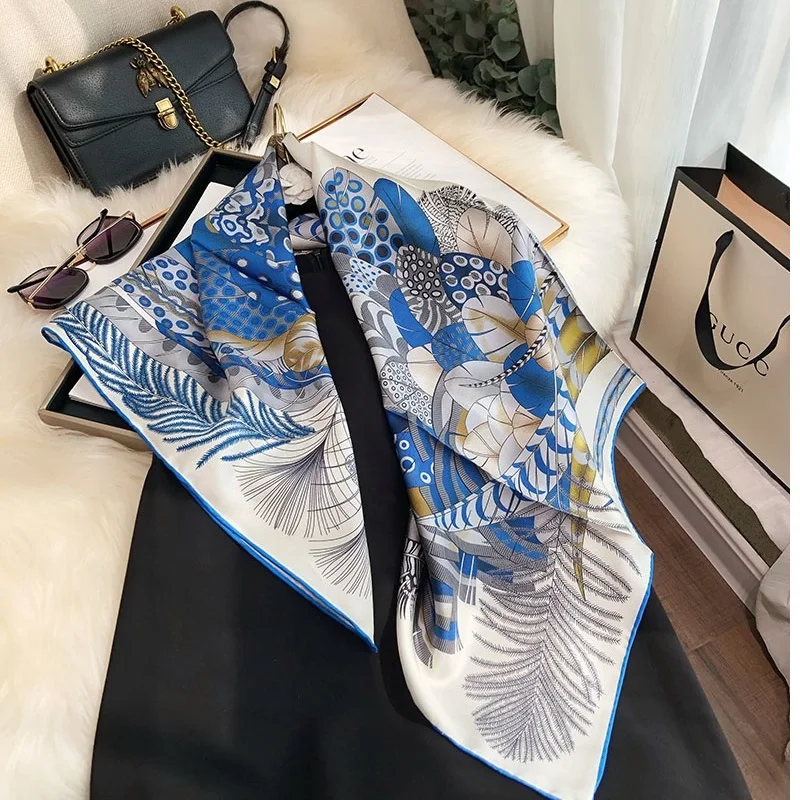 Bufanda de seda 100% para mujer, chal con estampado azul, a la moda, con bordes enrollados a mano, 90