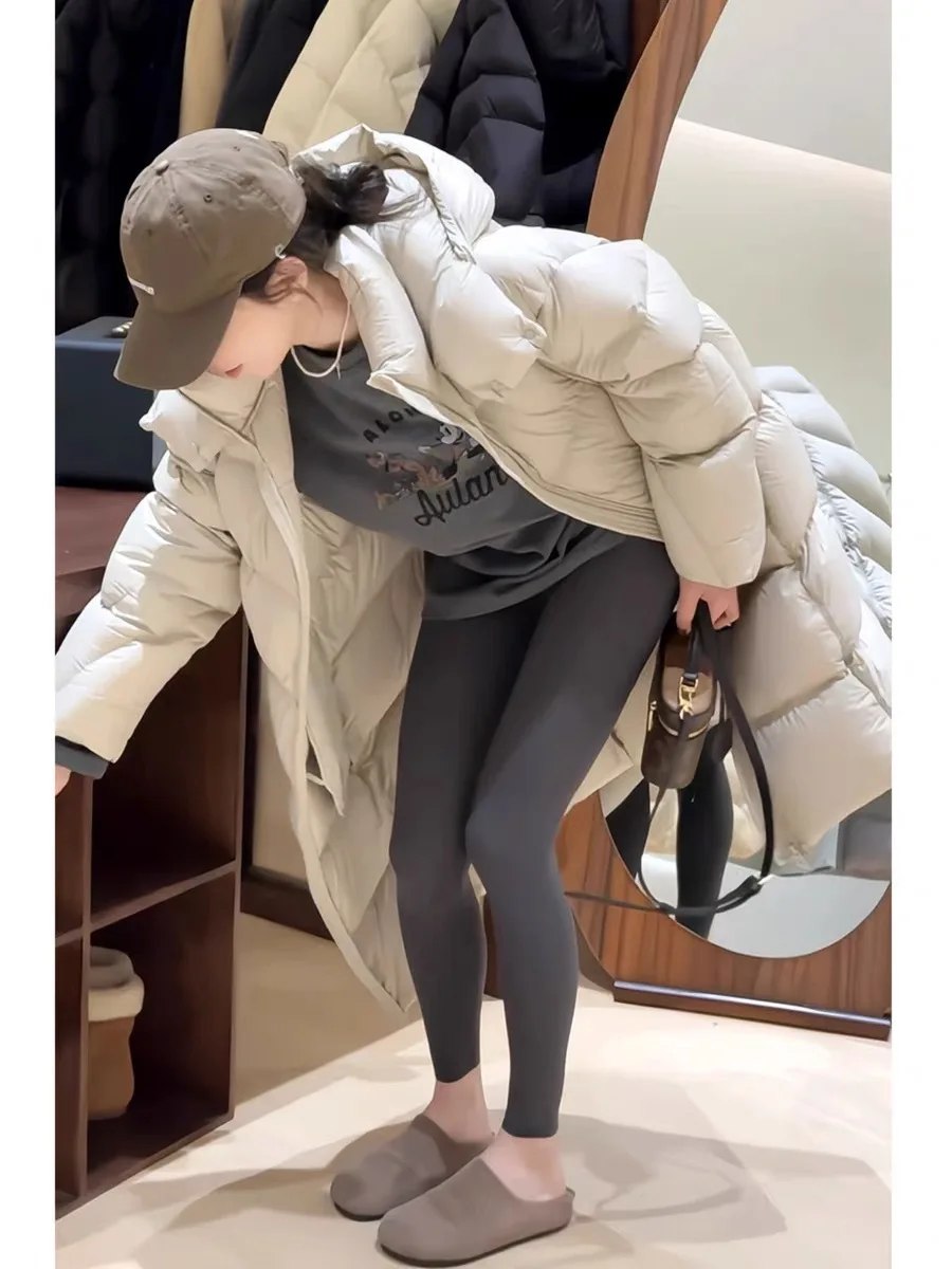 سترة طويلة منتفخة عالية منفوش للنساء لشتاء 2025 طراز جديد