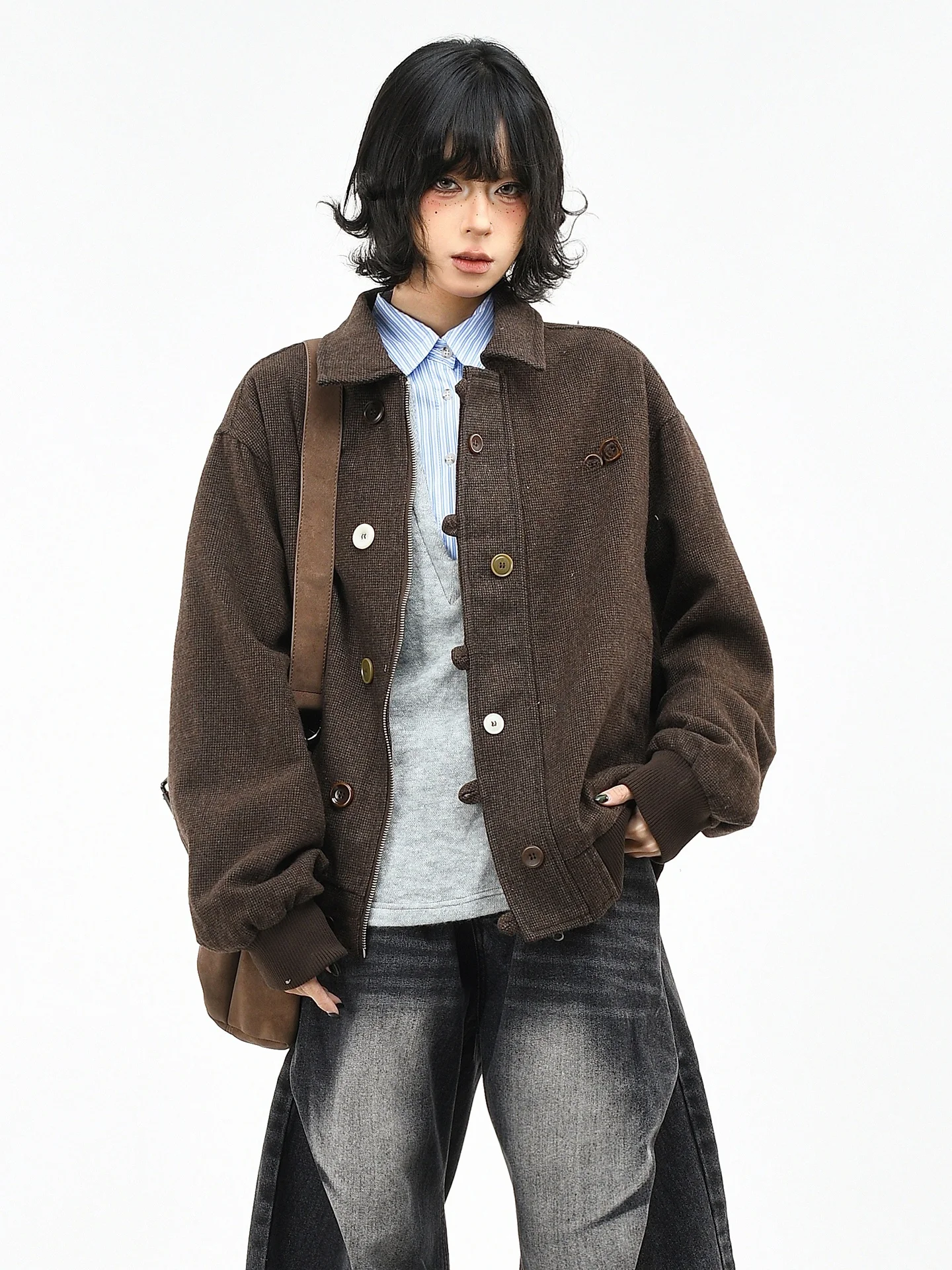 

OV Original American Sle Workwear Jaet ort Loose Fit Women's Button Decorated Collared Coat Spring Faion Casual