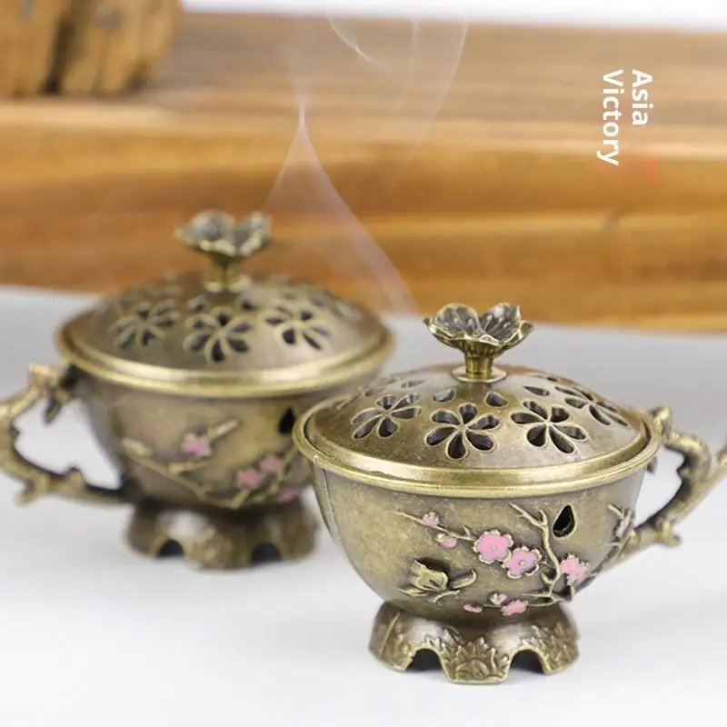 New Plum Blossom Incense Burner With Handle Retro Plum Blossom Hollow Out Incense Stick Burner Zinc Alloy Small Craft Home Decor