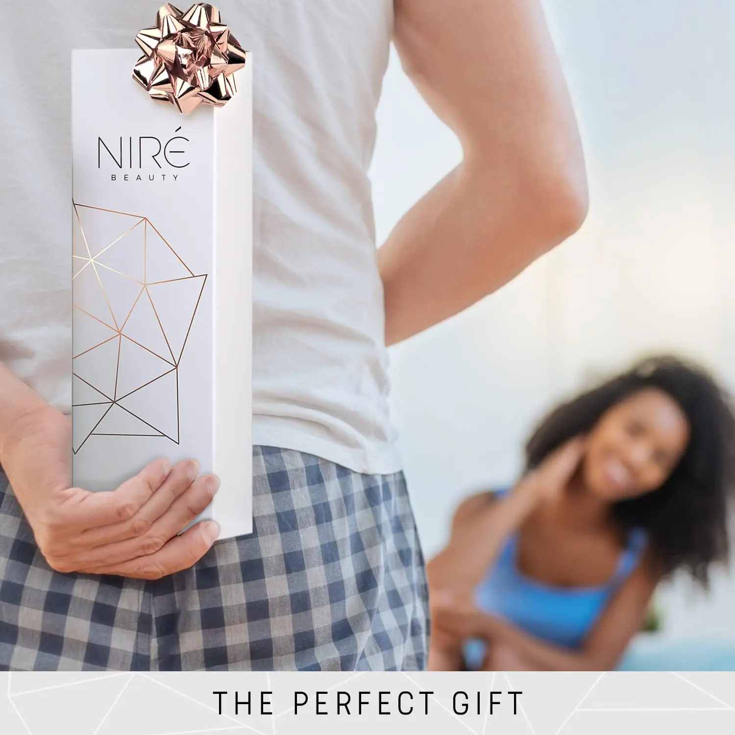 15-Piece Professional Vegan Makeup Brush Set with Case, Sponge, Cleaner, Guide & Gift Box