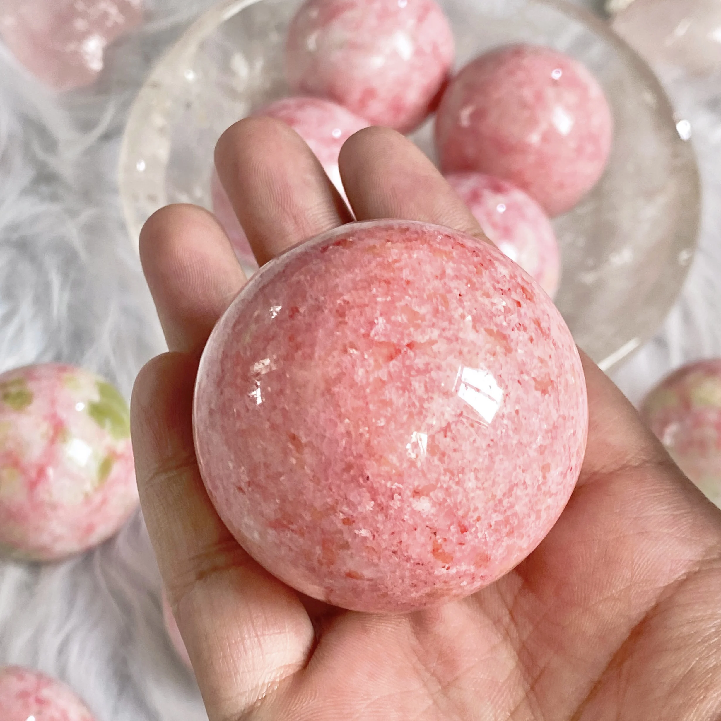 4-5cm Natural Big Crystal Ball Polished Massage Sphere Ball Reiki Healing Home Decoration Sphere Pink Crystal Stones Crafts