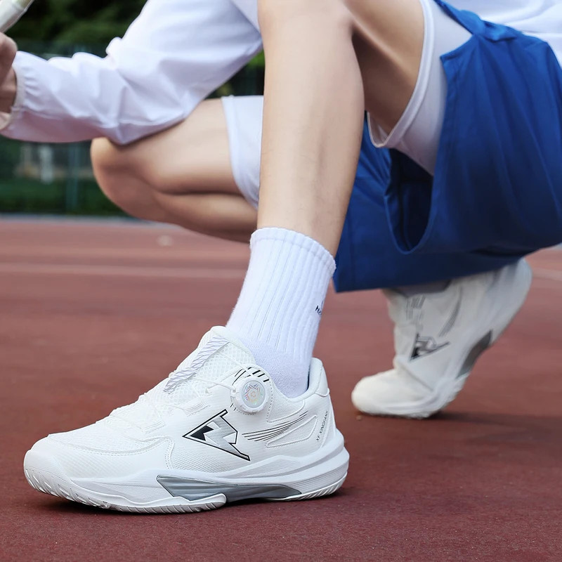 

Men'S Badminton Shoes Are Breathable Non Slip With A Convenient Rotating Buckle Design Suitable For Various Indoor Sports 36-45