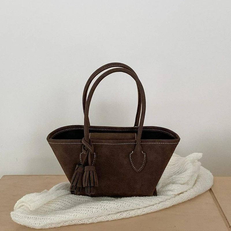 

Vintage Texture Crossbody Bag with Fringe Korean Fashion Bucket Bag for Women Autumn Winter Leisure Commuting Handle Bags