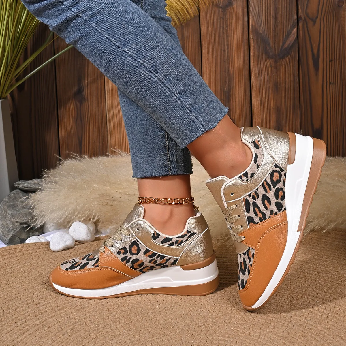 Zapatillas de deporte de leopardo para mujer, zapatos tobilleros ligeros de diseñador de marca de lujo, informales, 2024