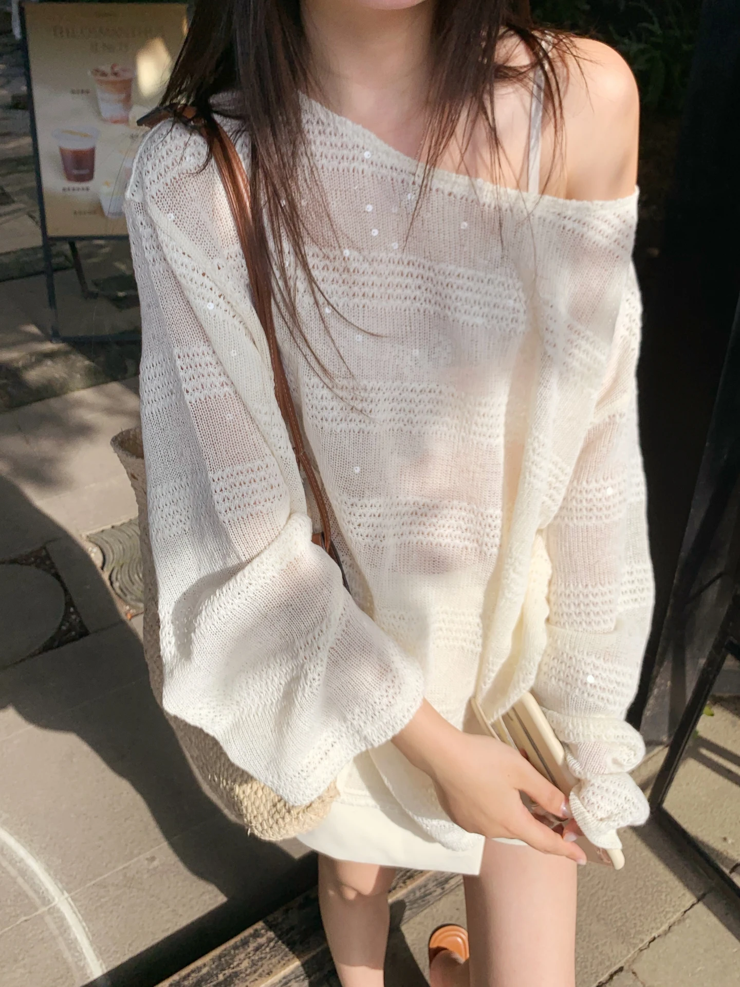 

Loose Knitted Long Sve Women's Top Soft Hollow out iny Sequin Hollow Design Versatile Spring Summer Casual Knitwear