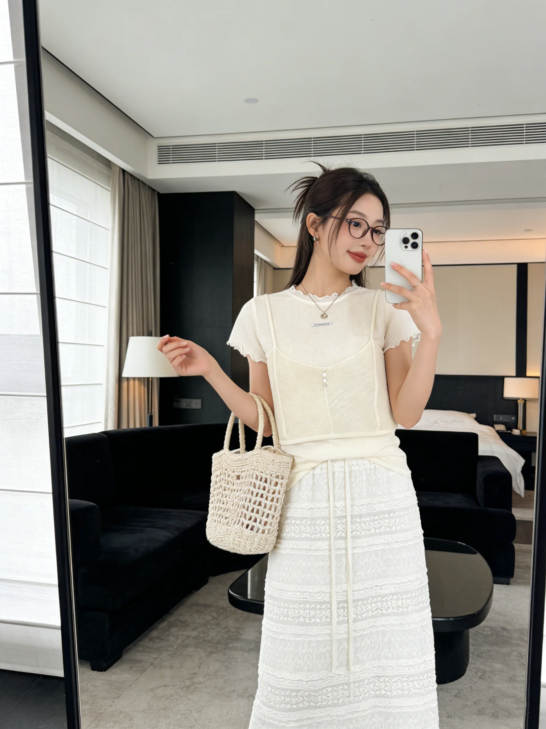 

Футболка в корейском стиле, однотонная, с коротким рукавом, вязаный топ с узором под дерево, летняя новинка, имитация комплекта из двух предметов