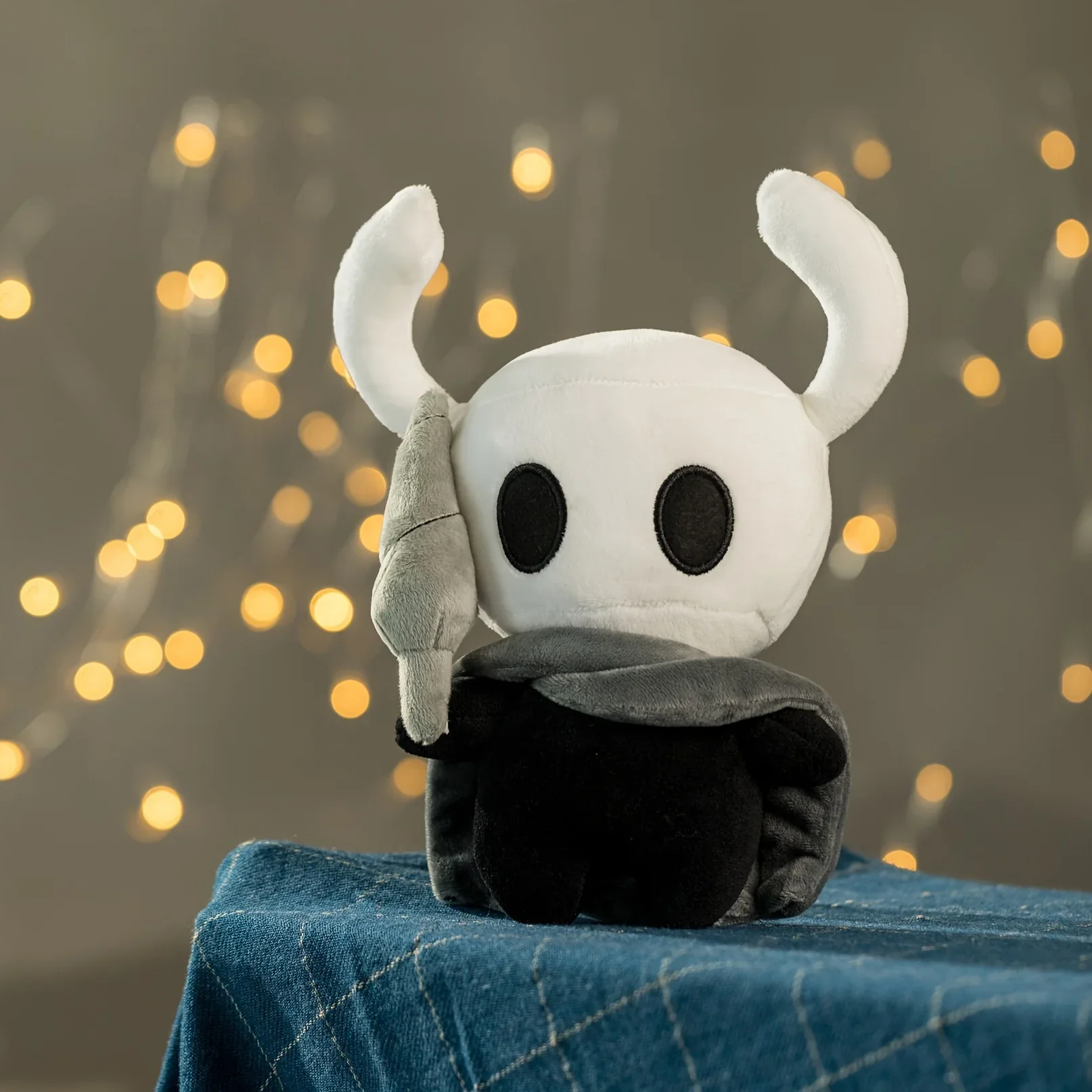 

10.63inch Hollow Knight Plush Toy Soft Stuffed Animal Cartoon Game Hollow Perfect Birthday Holiday Gift for Boys Collection Toys