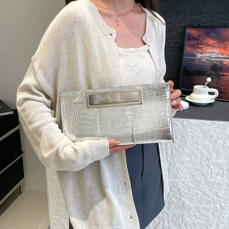 

New 2025 Stylish Spacious Clutch Bag for Women Handheld Evening Purse Fashionable Handbag Gift