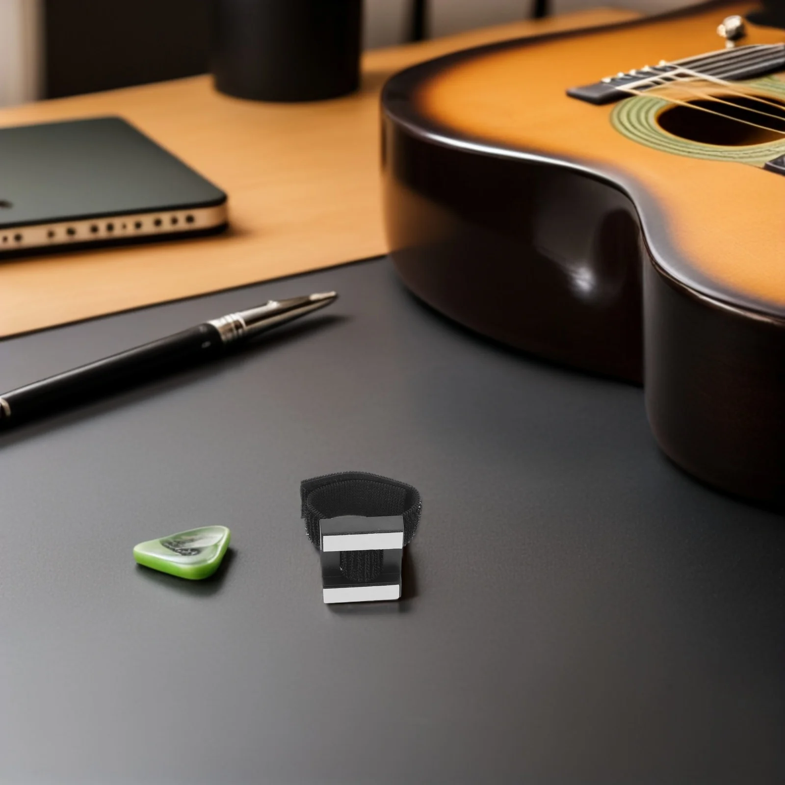 

5Pcs Wireless Microphone Clip Adjustable Lavaliere Mic Holder Clamp Mini Mic Mount Lightweight for Performance Presentation