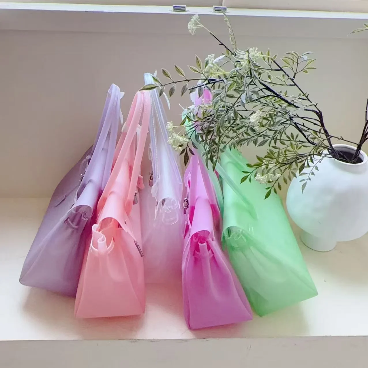 2026 New Large Capacity Ladies Summer Dopamine Jelly Bag Versatile Premium SenseCommuter Transparent Tote Bag Casual