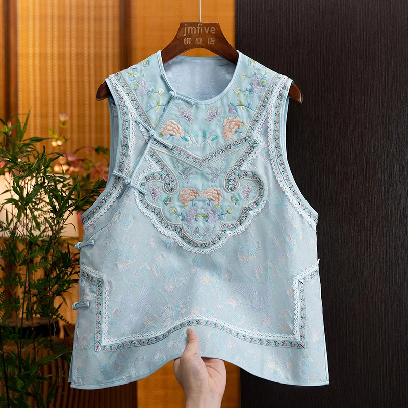 New Chinese-Style Embroidered Floral Fashion Versatile Buttoned Vest for Women 2026 Autumn New Product National Style Trendy Vest