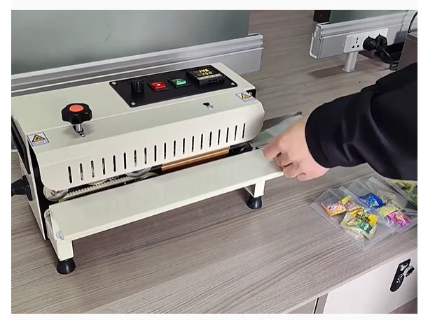 Continuous automatic film continuous sealing machine, simple operation, beautiful sealing, fast sealing FR400