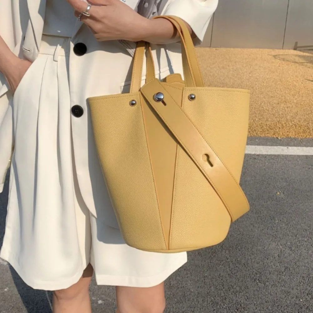 

New Leather Texture Exposure Daily All-match Handbags Simple Elegant Commuter Fashion Bucket Patchwork Women's Underarm Bags