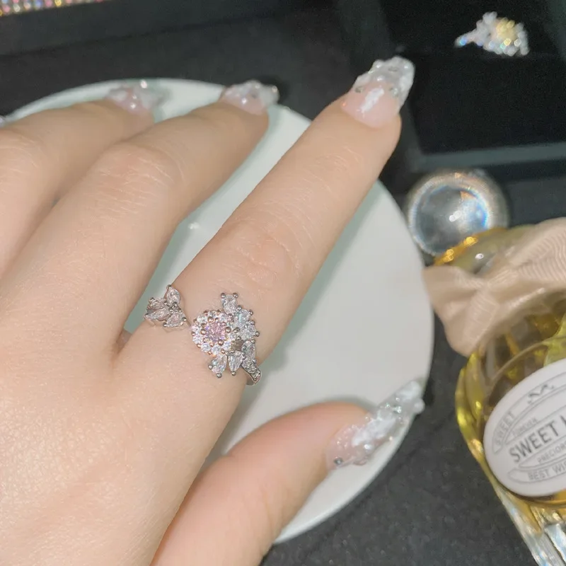 

MDL Moissa!ite Style Original Fairy Compact Premium Feeling Ring 18K Plated Brilliant Gold And Yellow Diamonds