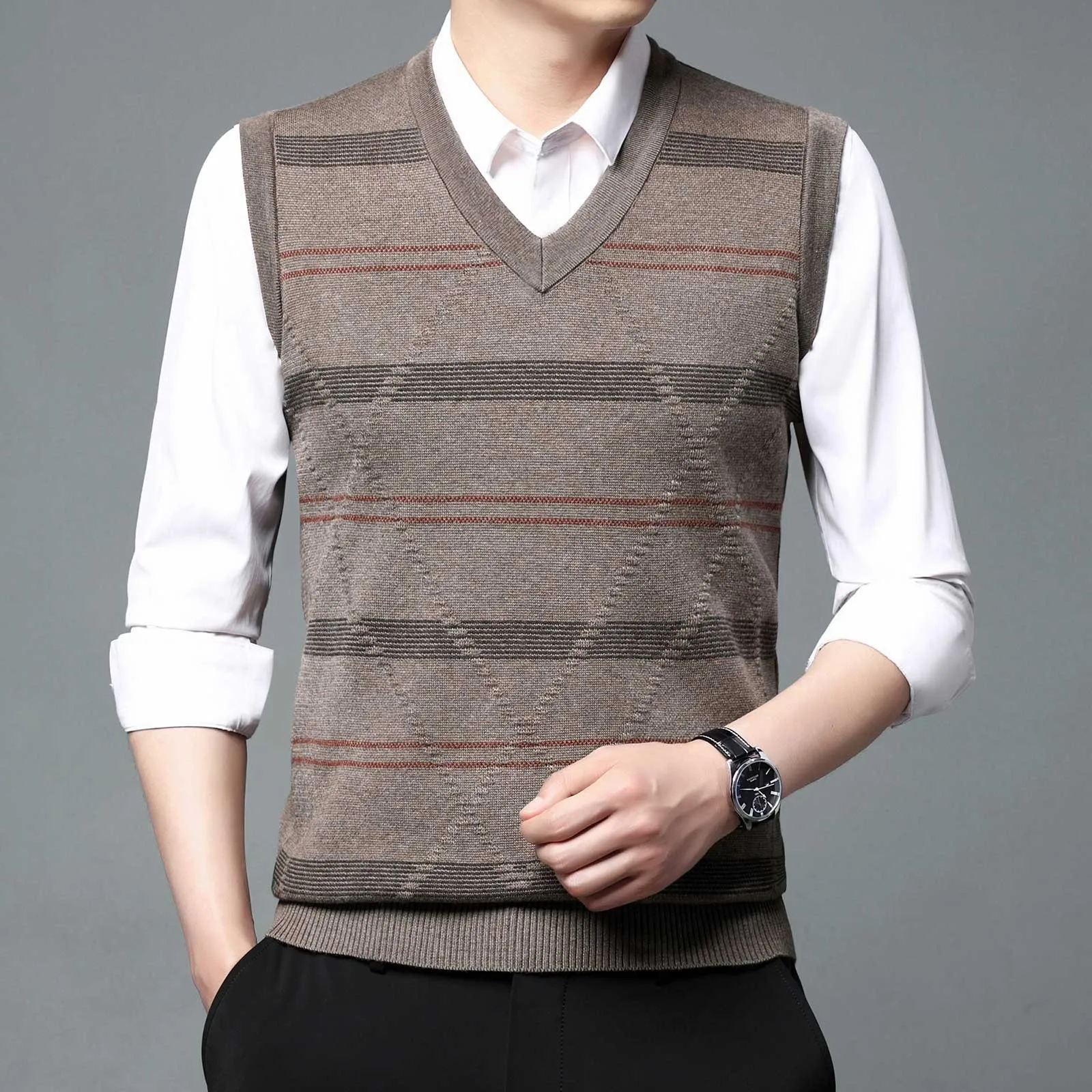 

Winter Male Sleeveless Knitted Vest Men's Fashion Casual Solid Colour Bottoming Shirt V Neck Jacquard Shoulder Jumper Vests