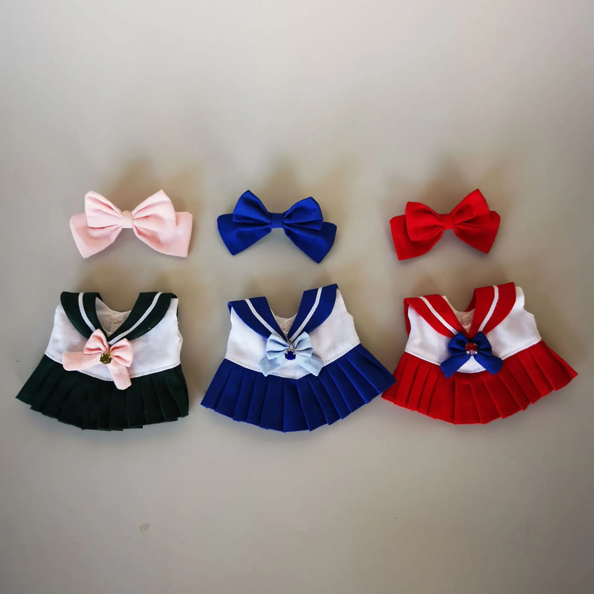 Ropa Labubu de 17cm V1 Labubu, bonito uniforme de marinero, muñeca de vinilo, caja ciega Labubu, ropa hermosa Sailor Moon, regalos de cumpleaños para niña