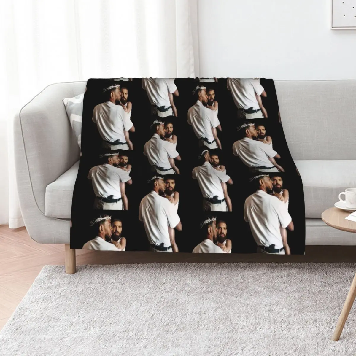 Kendrick Lamar Holding Baby Drake Throw Blanket Stuffeds anime Warm funny gift Shaggy Plaid Blankets