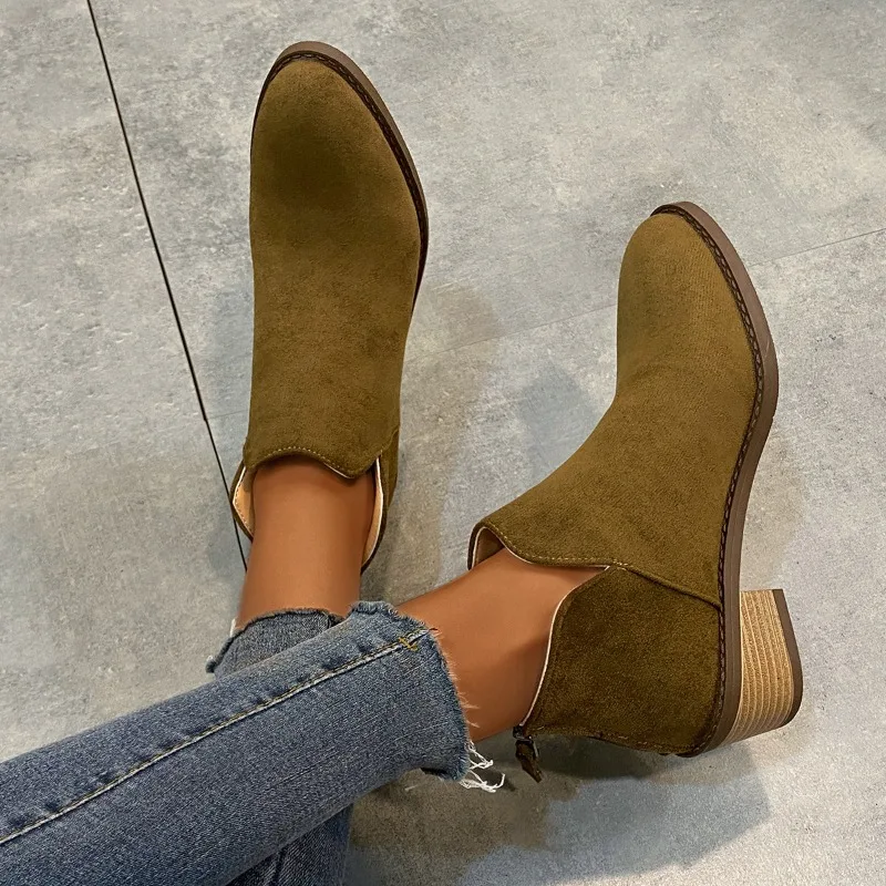 2023 Spring and Autumn New Round Head Back Zipper Leather Outerwear Solid High Heel Short Sleeve Women\'s Large Nude Boots