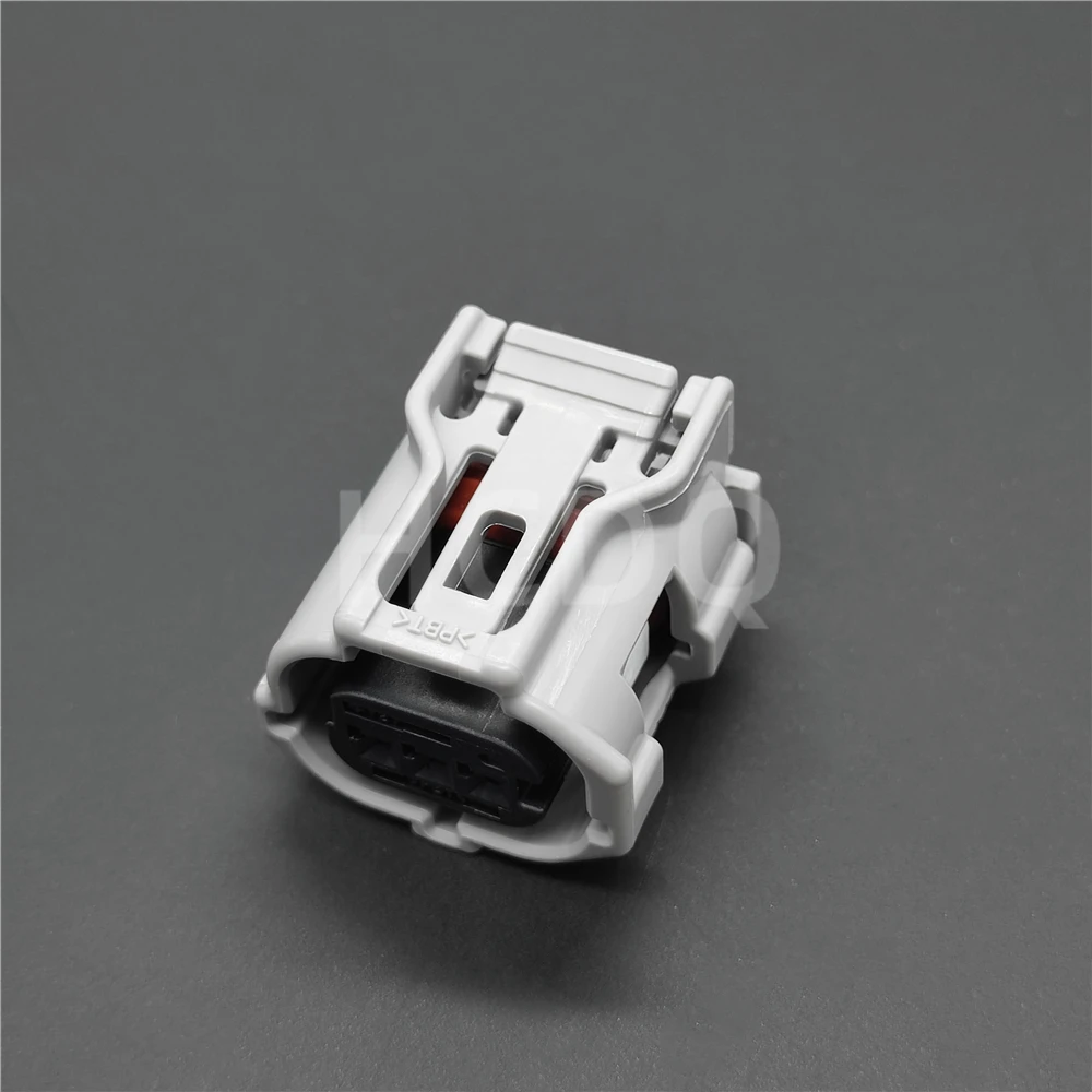 Brand new original high-quality automotive connector 6189-1130 waterproof plastic plug sheath shell