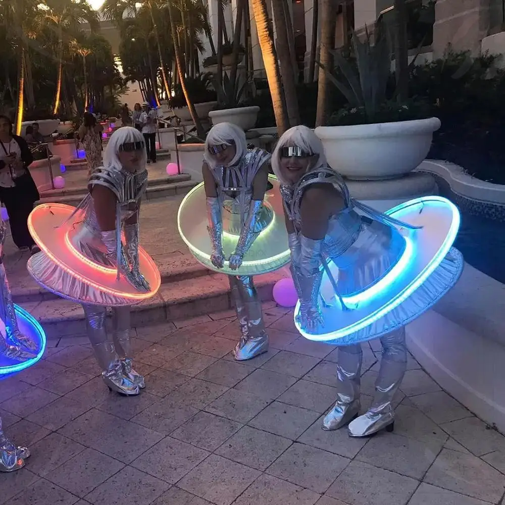 

FSDKX Frosted Plexiglass Champagne Serving Tray with Slots for Bars