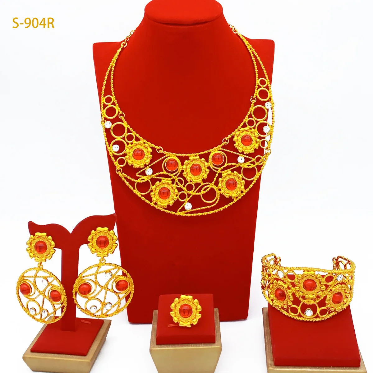 

Модное африканское 24-каратное позолоченное индивидуальное ожерелье, серьги, кольца, браслеты, комплект украшений для свадебной вечеринки для влюбленных DD10834