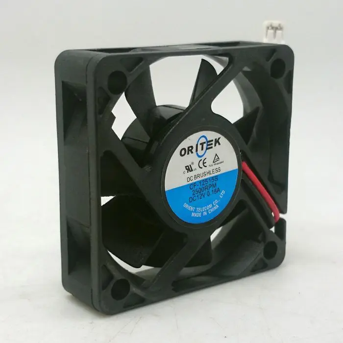 

Оригинальный вентилятор для охлаждения компьютера CF-12515S DC12V 0.18A 50x50x15MM, 2-проводной