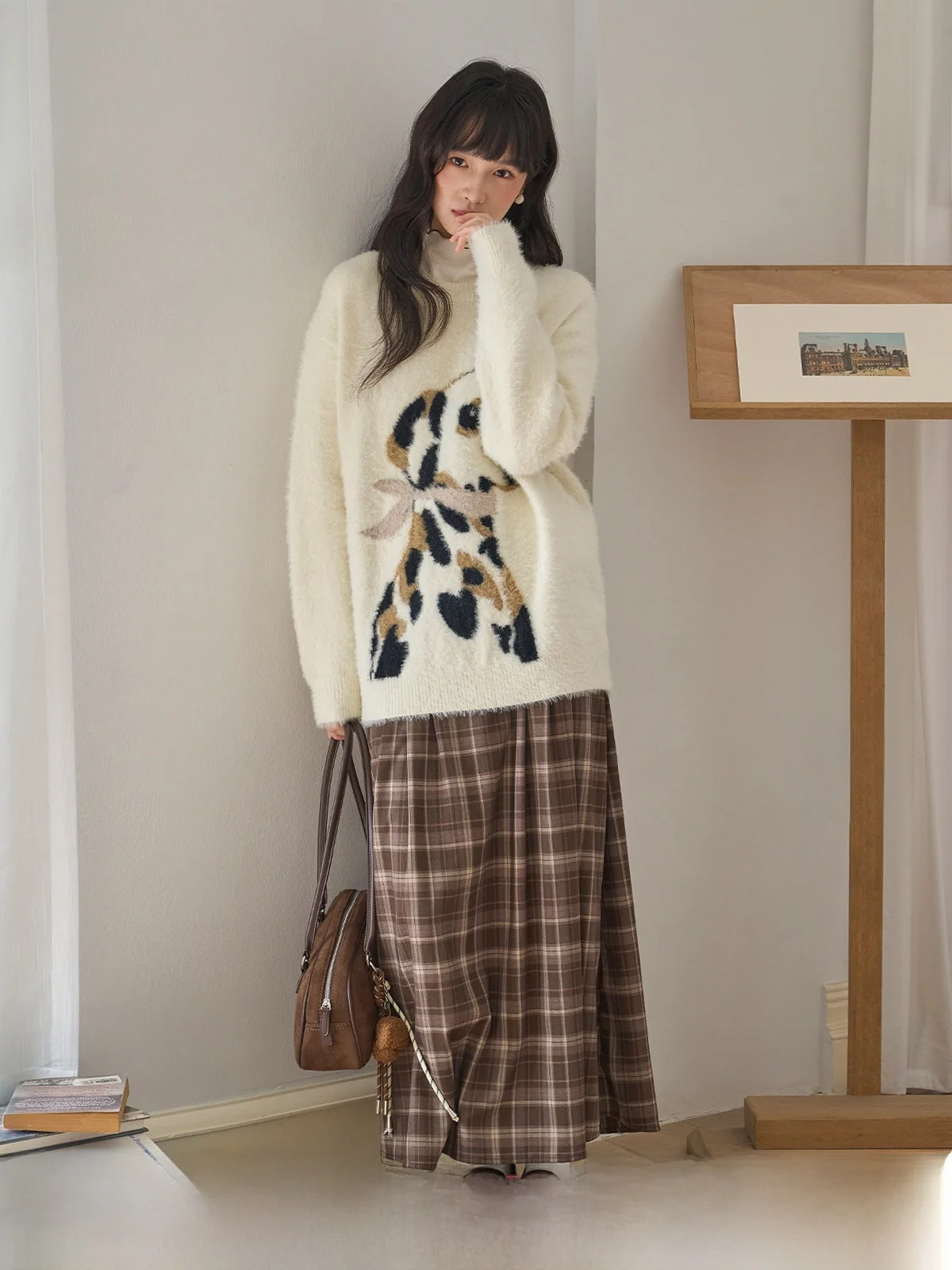 

Soft Knitted Long Sleeve round Neck Sweater Women's Autumn Lazy Style Loose Inner Wear Overhead Shirt Pure Color Warmth Emitting