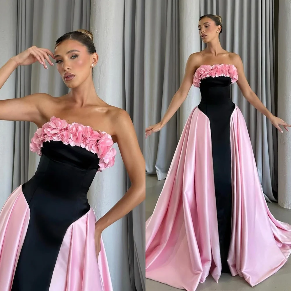 Aangepaste eenvoudige roze satijnen avondjurk Prachtige strapless mouwloze homecoming-jurken Mode-jurken voor speciale gelegenheden