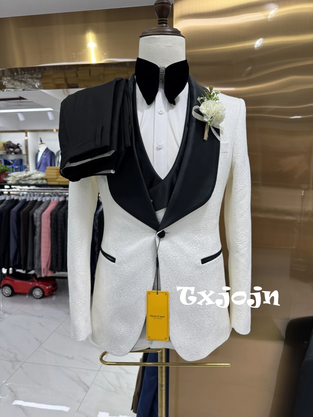 Txjojn Men's Jacquard Suit Wedding Groom Outfit White Classy Shawl Lapel Suit Set 3 Pieces For Formal Occasion Customized