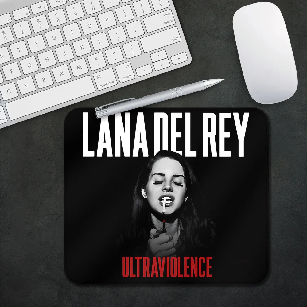 

American singer Lana Del Reys Gaming Mouse Pad XS Small Mousepad For PC Gamer Desktop Decoration Office Mouse Mat Deskmat Rug