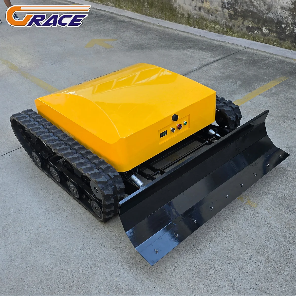 Doorstep Delivery CE EPA Approved Powerful Electric Engine Remote Control Crawler Lawn Mower For Grass Cutting