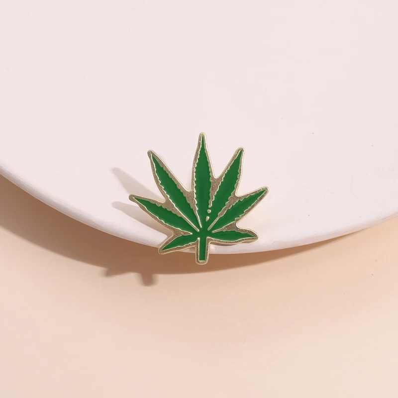 Marijuana Leaves Enamel Pins Custom Green Brooches Lapel Badges Plant Jewelry Gift for Friends