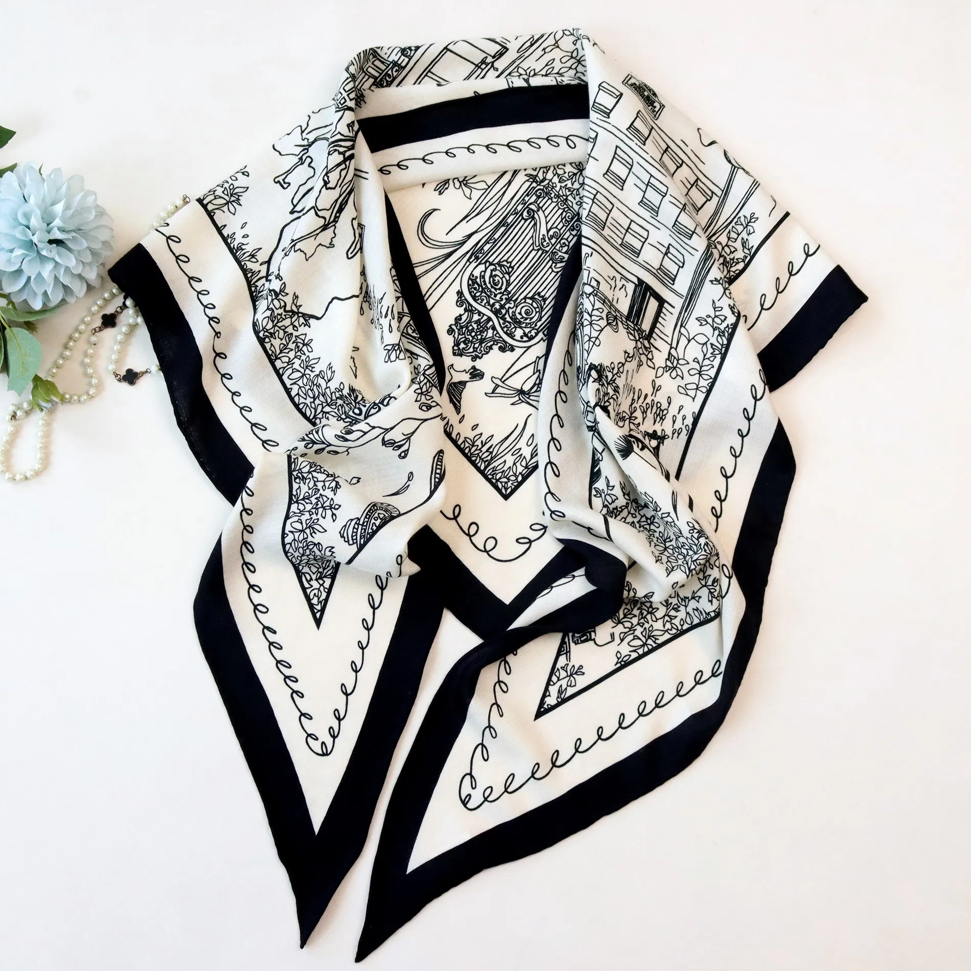 

Vintage Triangle Shape Wool Silk Scarf Women Soft Shawls Luxury Designer Pashmina Head Wrap Stole Christmas Gift