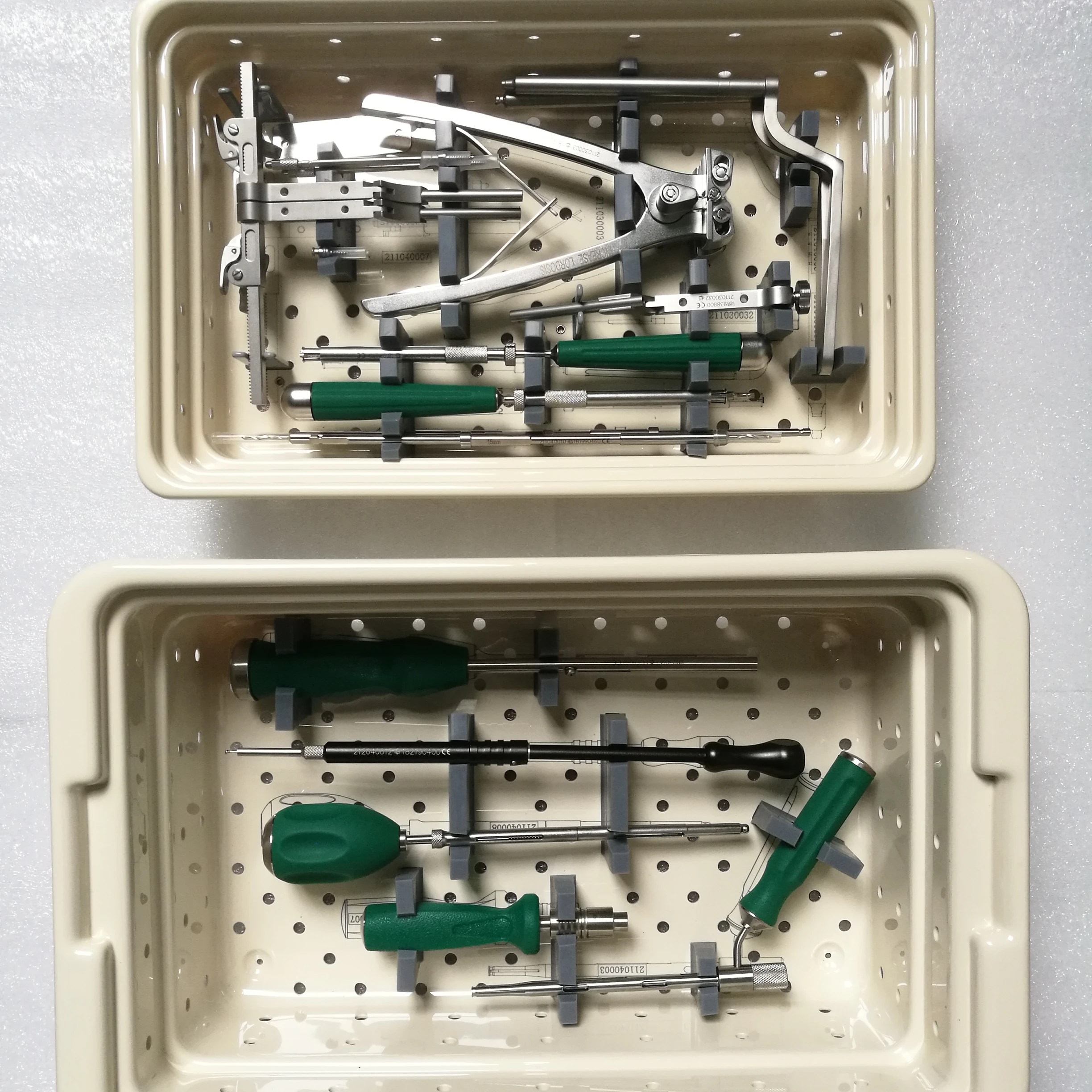 

Spine Surgery Instruments Set for Anterior Cervical Instrument