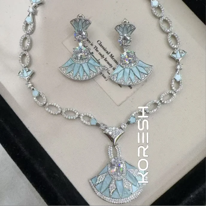 

2025 женский комплект с родиевым покрытием, цветной эмалированный комплект, винтажное ожерелье с цирконием, серьги