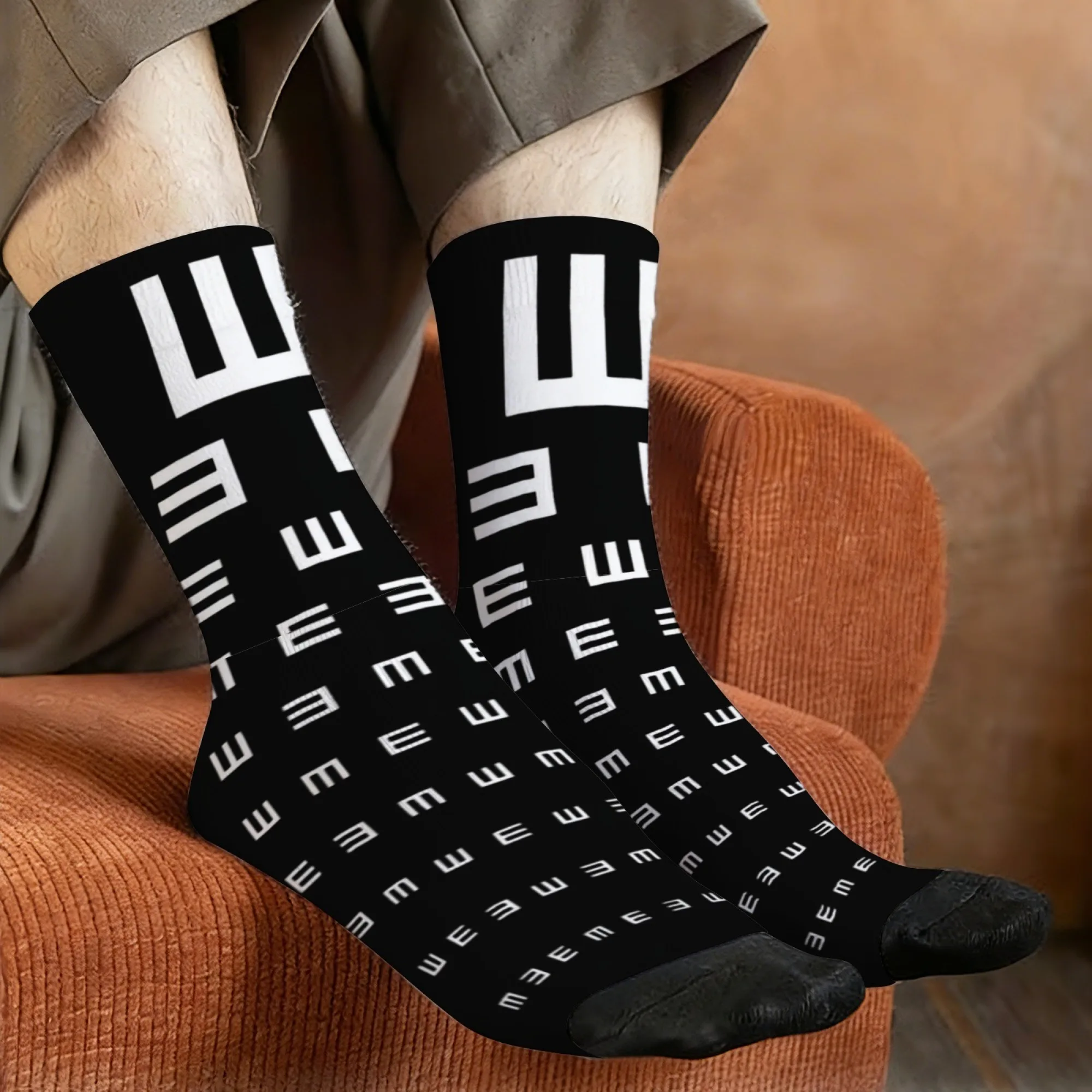 

Носки с диаграммой глаз, забавные черные носки с буквенным принтом «E», стильные и удобные носки с оптической иллюзией, новинка, подарок для мужчин и женщин