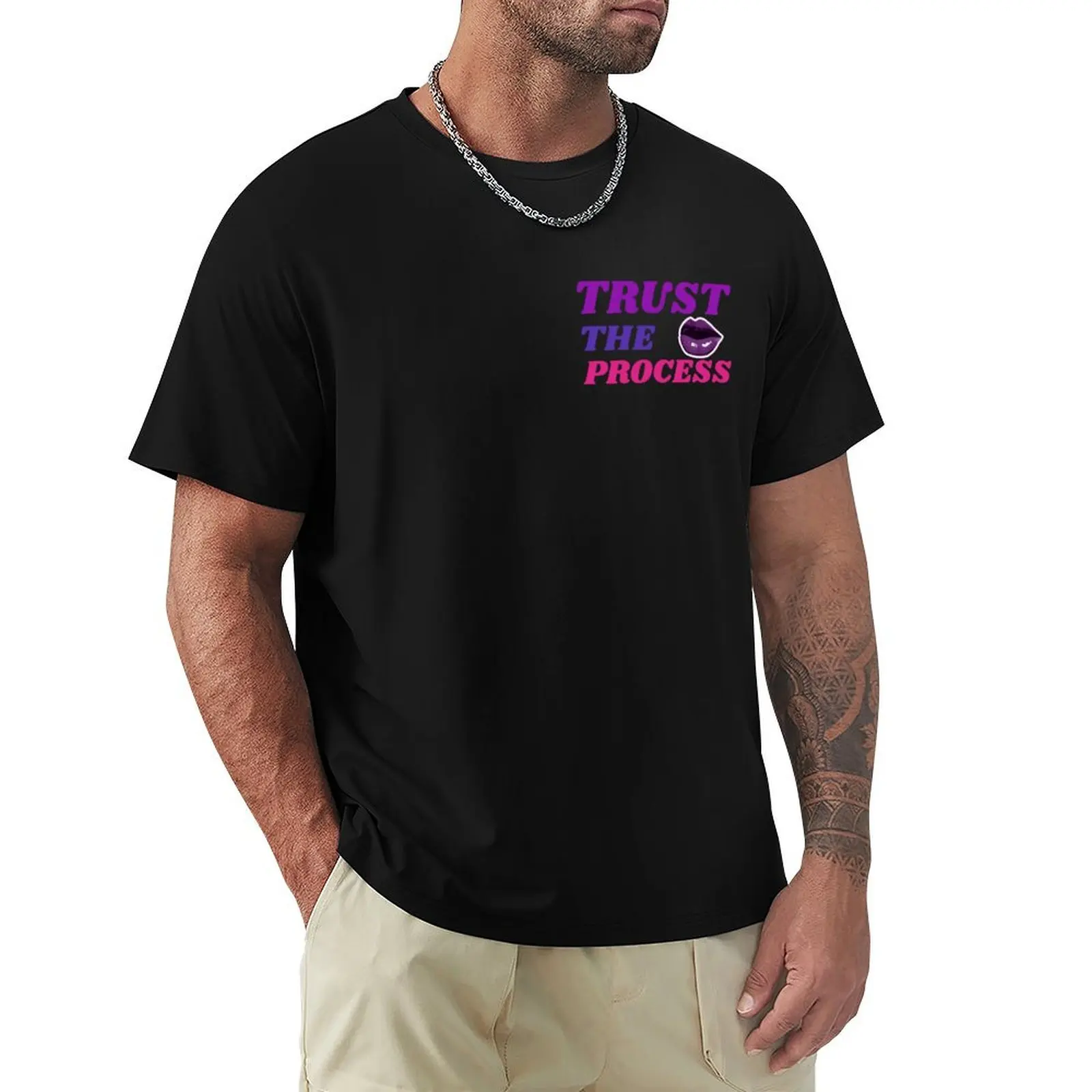 T-shirt décontracté Halloween OPTIMISTIC LIP SERVICE