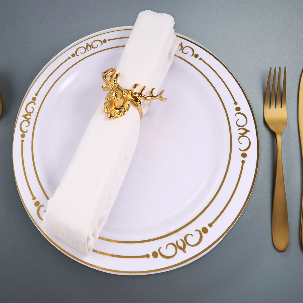 

4Pcs Deer Head Napkin Buckle Ring Golden Alloy Holder Christmas Dinner Party Restaurant Decorative Elegant