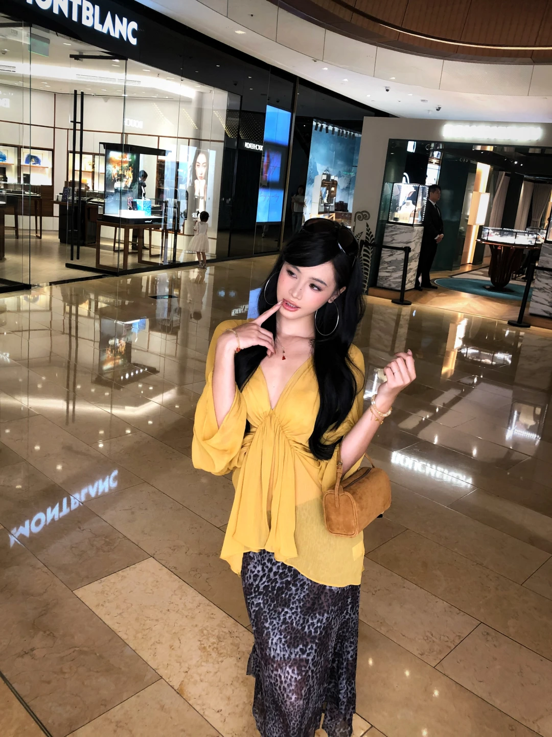

Yellowish Orange Long Sleeve V-Neck Women's Shirt Spring New Loose Chiffon Top Elegant Unique Fashion Commute Style Korean Ve...