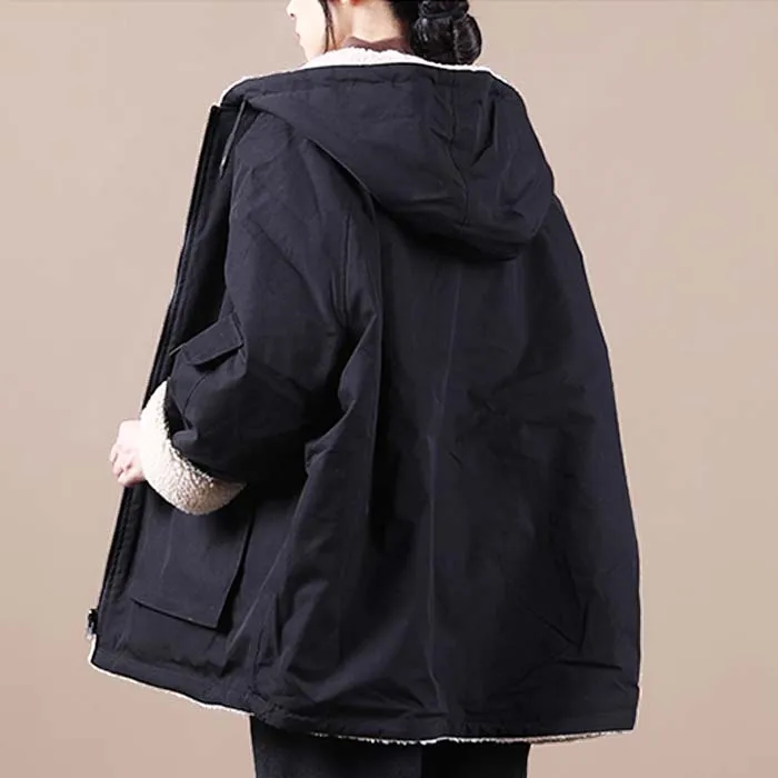 เสื้อโค้ทผู้หญิงไซส์ใหญ่ ผ้าฝ้าย สำหรับฤดูใบไม้ร่วงและฤดูหนาว แต่งขนแกะที่ฮู้ด สไตล์ลำลอง ช่วยพรางหุ่น ใส่ทำงานได้ สไตล์เกาหลี ซิปยาว